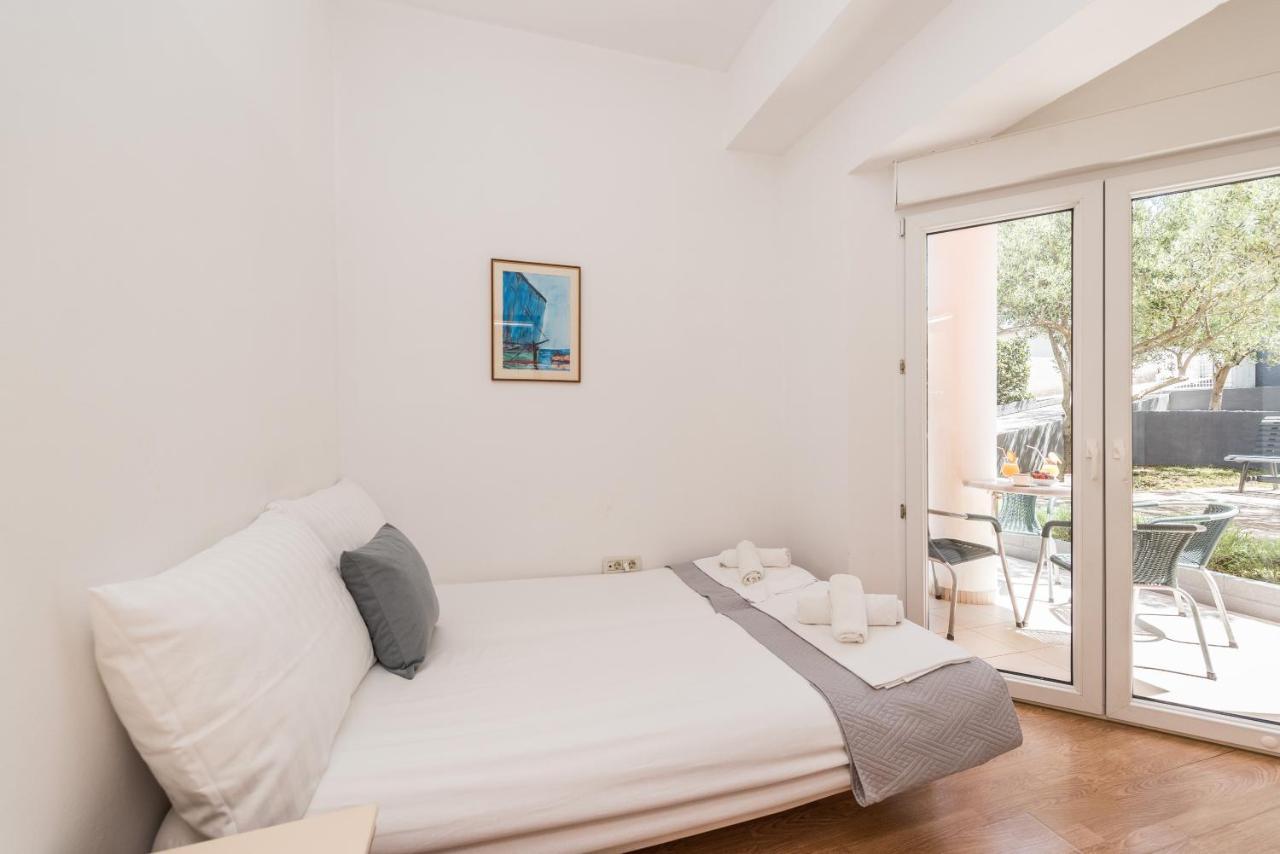 טרוגיר Villa Mihaela מראה חיצוני תמונה