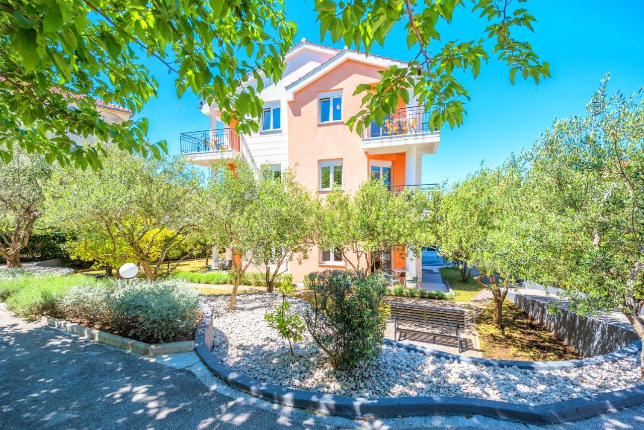 טרוגיר Villa Mihaela מראה חיצוני תמונה