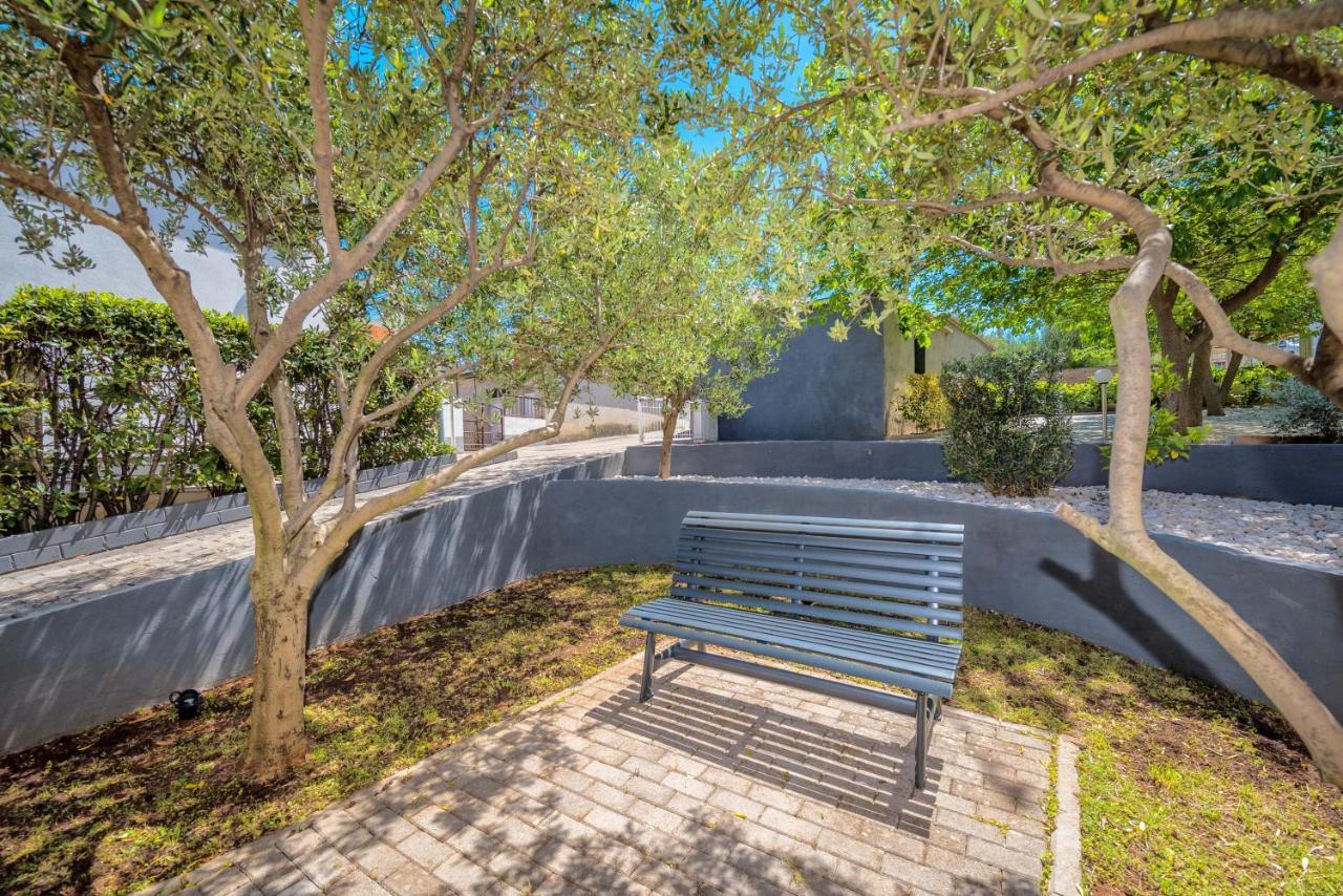טרוגיר Villa Mihaela מראה חיצוני תמונה