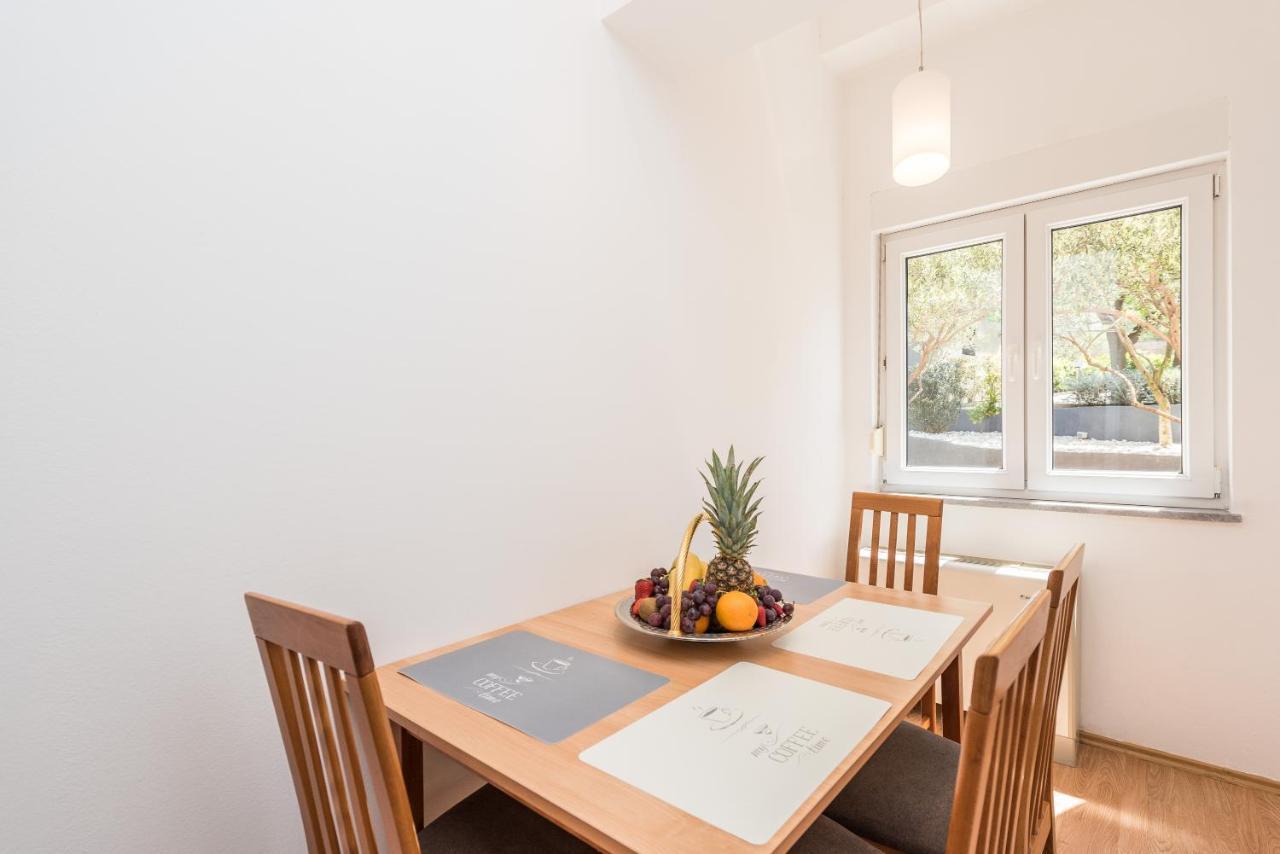 טרוגיר Villa Mihaela מראה חיצוני תמונה